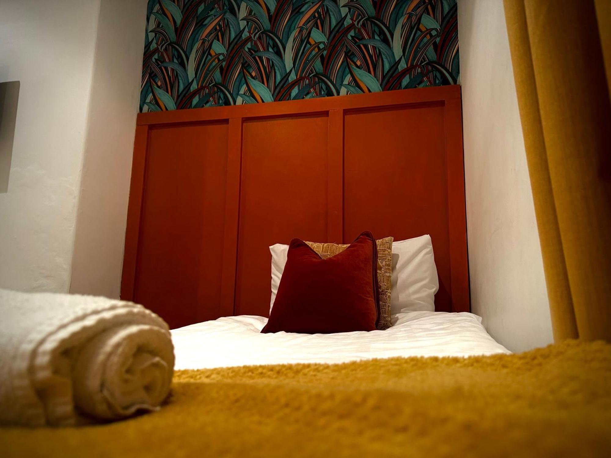 Sleeps10-Parking-Garden-Hottub-Petfriendly Villa แบล็คพูล ภายนอก รูปภาพ