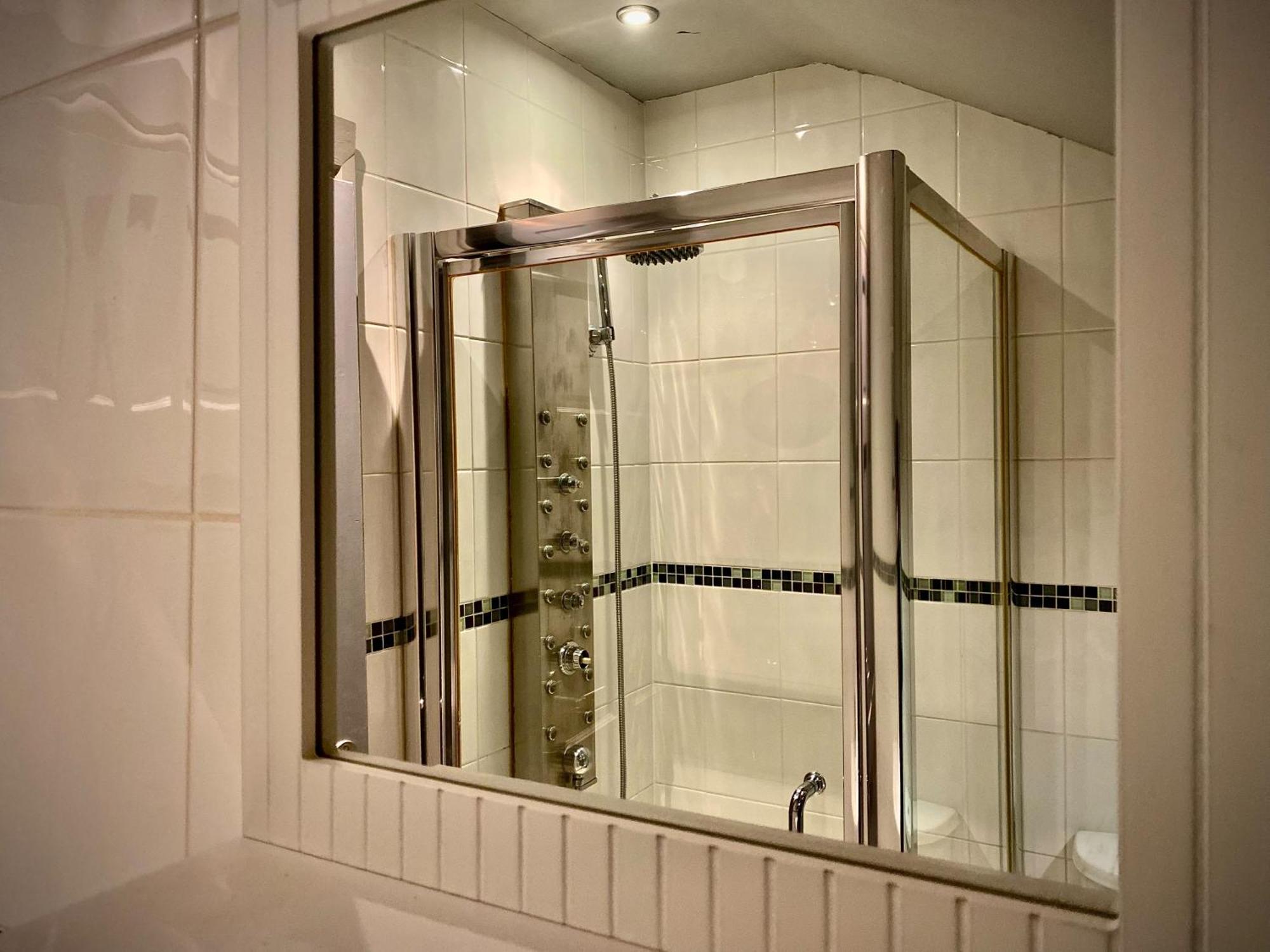 Sleeps10-Parking-Garden-Hottub-Petfriendly Villa แบล็คพูล ภายนอก รูปภาพ